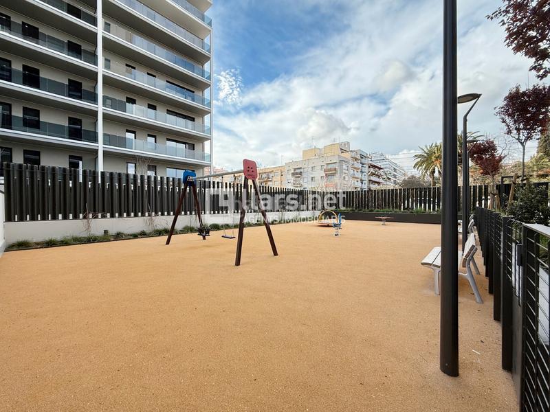 Foto 8d92d738-076e-4bbc-9eab-dc9a0aa15383. Appartamento con riscaldamento piscina in Barri de Mar Vilanova i la Geltrú