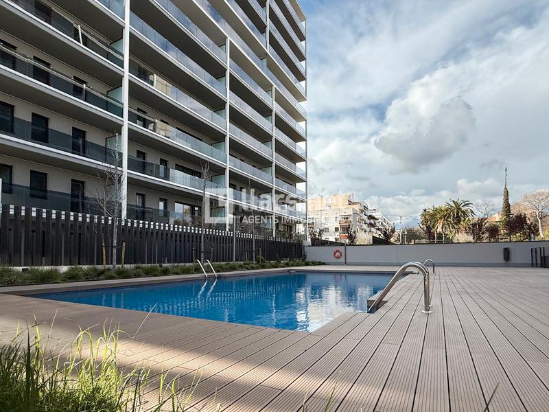 Foto fe549b3f-ad66-45f1-9d7c-a1d3f9894492. Appartamento con riscaldamento piscina in Barri de Mar Vilanova i la Geltrú