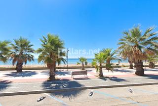 Pis  Carrer de la mota de sant pere. Espai, llum i confort en un entorn tranquil amb piscina i terras