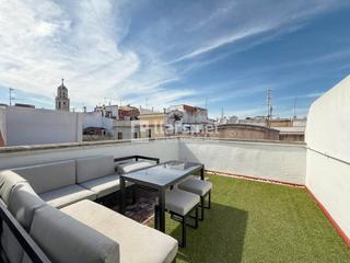 Casa adossada  Carrer de sant pere. Timagines viure al cor de vilanova i la geltr en una casa de 2