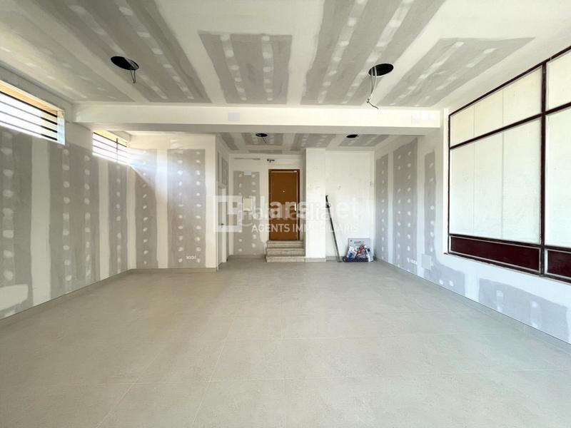 Foto f20e3a70-b721-4b2a-8eca-d881a3b22bfd. Rent business premise in Molí de Vent Vilanova i la Geltrú