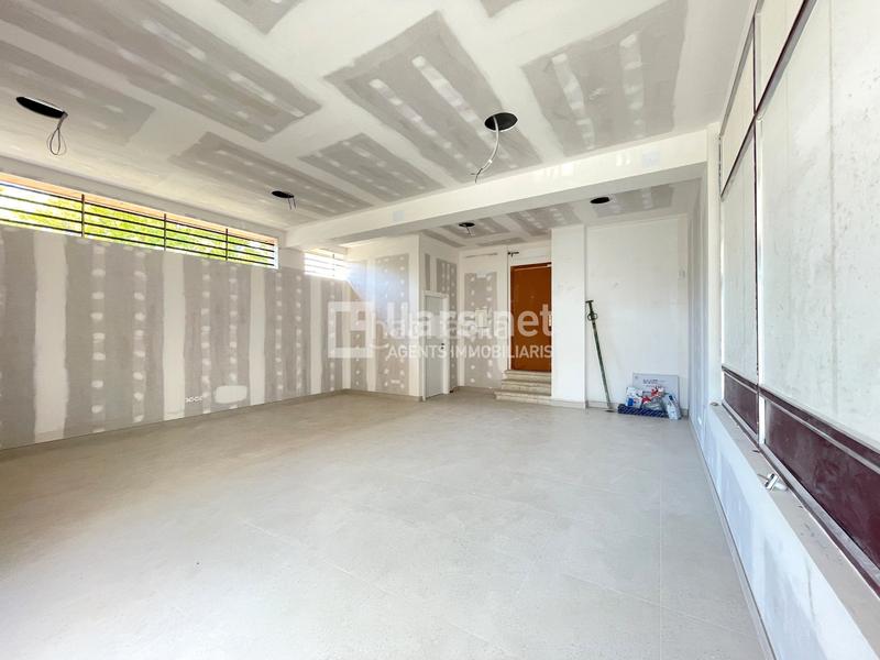 Foto f98e51cb-37ae-4b84-8e50-f16cdfff0b31. Rent business premise in Molí de Vent Vilanova i la Geltrú