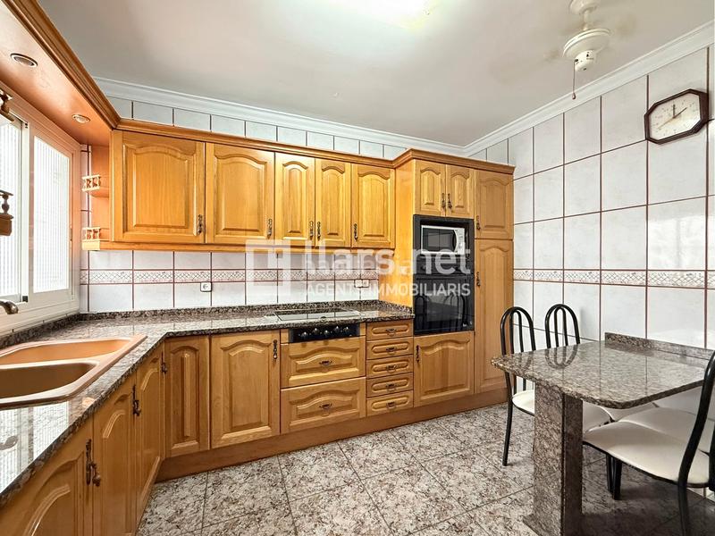 Foto 16319da7-b342-431c-930a-1ccba4ca04cc. Casa a schiera in avinguda de cubelles 9 in Sant Joan Vilanova i la Geltrú