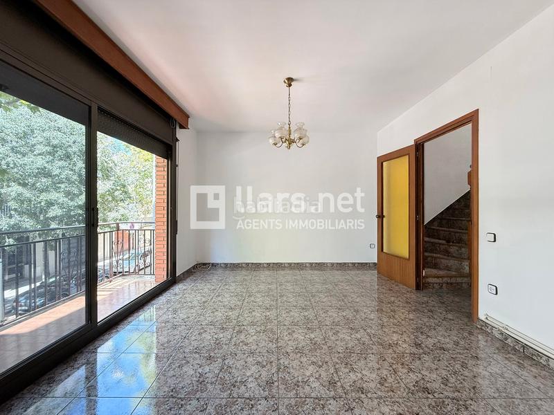 Foto c0b6aea6-0f05-4072-9d67-6313661e56da. Casa a schiera in avinguda de cubelles 9 in Sant Joan Vilanova i la Geltrú