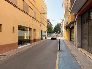 Aparcament cotxe  Carrer de josep llanza