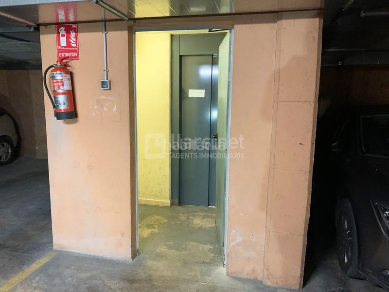 Foto a2043057-c4cd-4c9a-b01d-5e8bda31d0f5. Posto auto in Centrevila Vilanova i la Geltrú