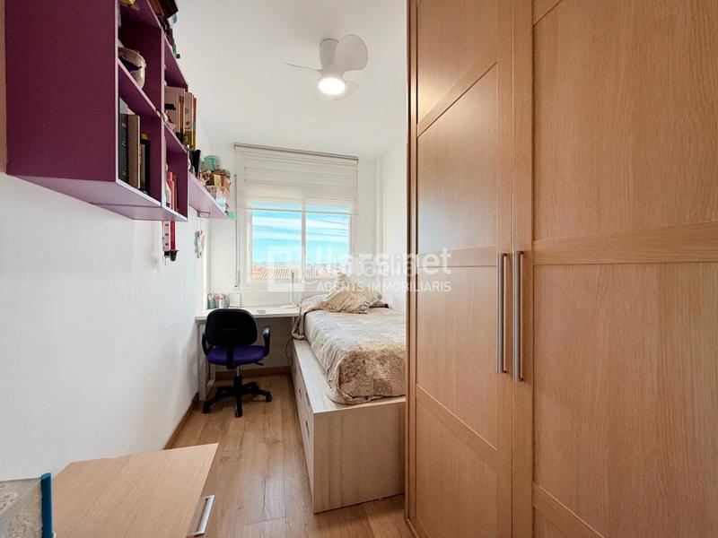 Foto b1eef53d-9e08-4895-a9a6-701c40644cc7. Appartamento in carrer de la farigola 3 in Molí de Vent Vilanova i la Geltrú