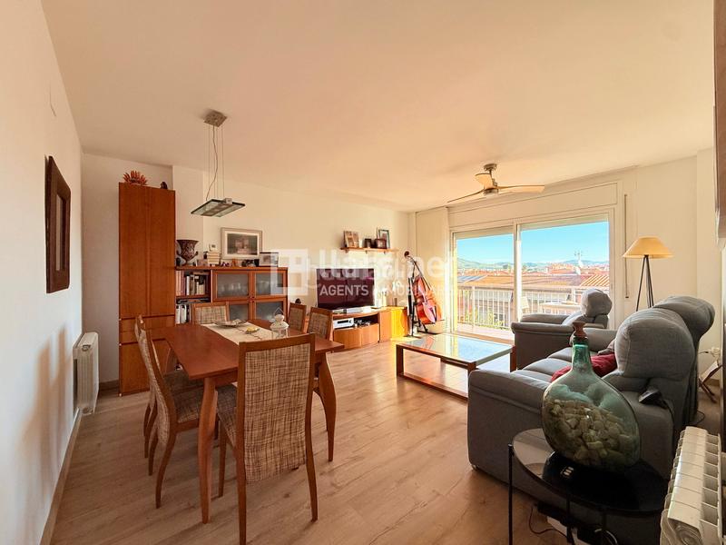 Foto 4ff96b02-a31d-4ce2-b3fa-1f562503e7bd. Flat in carrer de la farigola 3 in Molí de Vent Vilanova i la Geltrú