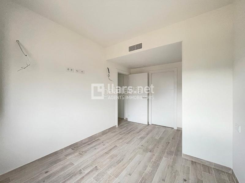 Foto 36cf9e25-c5d7-4e88-a816-cd16010ea1d9. Alquiler piso en Masia Nova-Solicrup Vilanova i la Geltrú