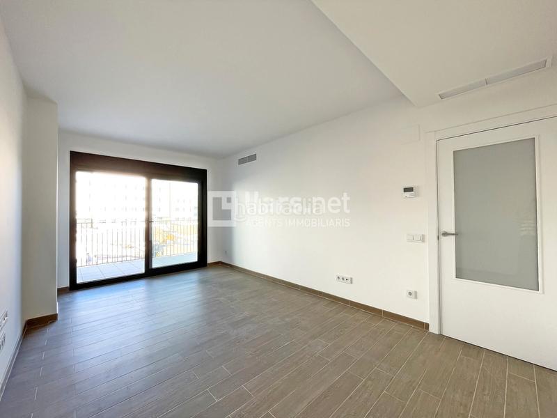 Foto 33d85e96-1dbb-4e61-bb20-21a4de1b5f4a. Location appartement avec chauffage parking piscine dans Vilanova i la Geltrú