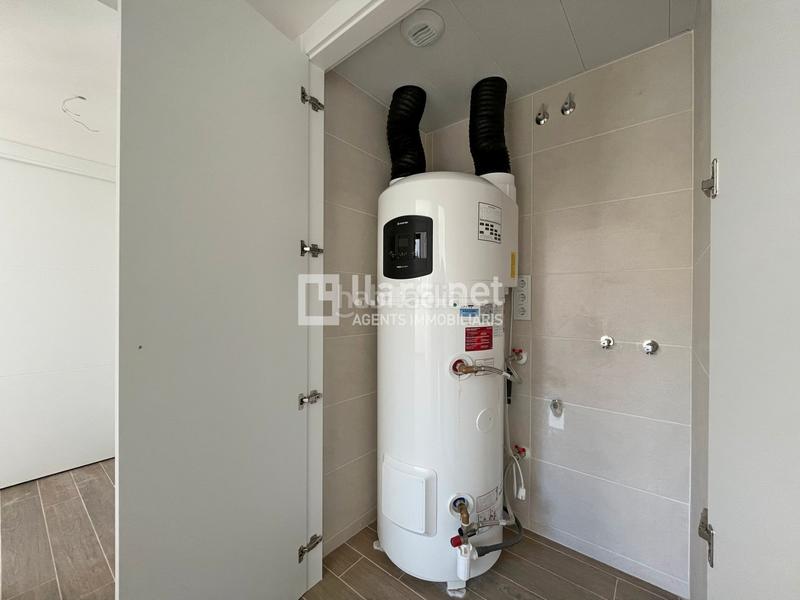 Foto 3d81d4b8-8847-4452-9788-dcdc90d3bc5a. Location appartement avec chauffage parking piscine dans Vilanova i la Geltrú