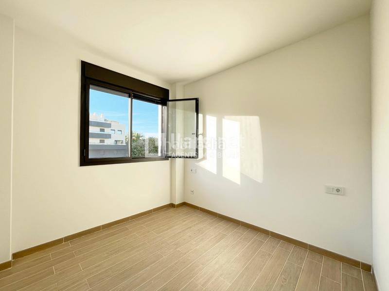 Foto c7a0b36d-1114-48bd-a45e-38a78bbfd14c. Rent flat with heating parking pool in Masia Nova-Solicrup Vilanova i la Geltrú