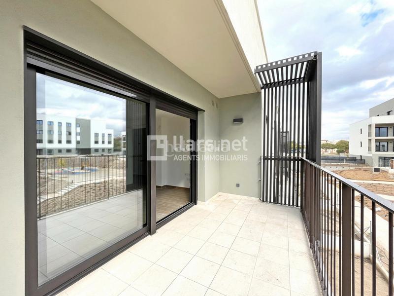 Foto 878c7e43-1fd3-414f-8450-f1bd7ee58bc9. Alquiler piso en Masia Nova-Solicrup Vilanova i la Geltrú