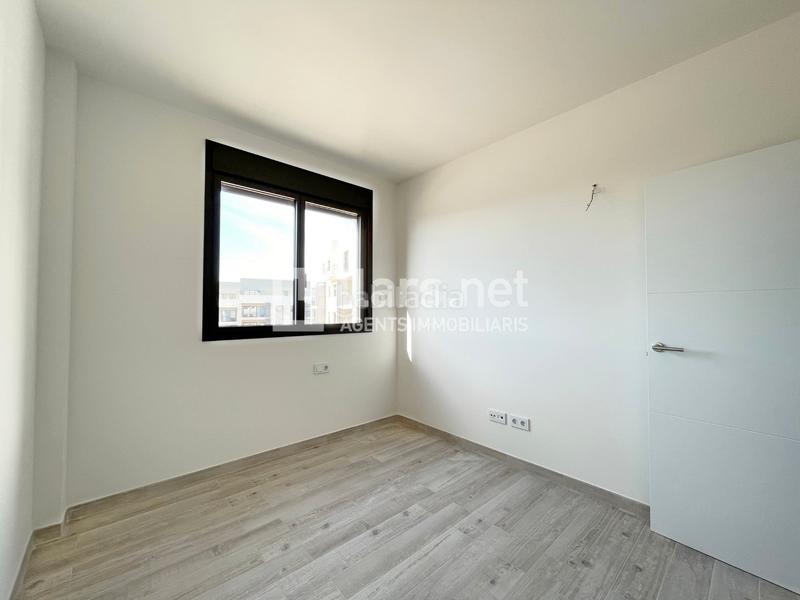 Foto 0fd7597b-de81-461f-acad-7a78035fcc3b. Location appartement avec chauffage parking piscine dans Vilanova i la Geltrú