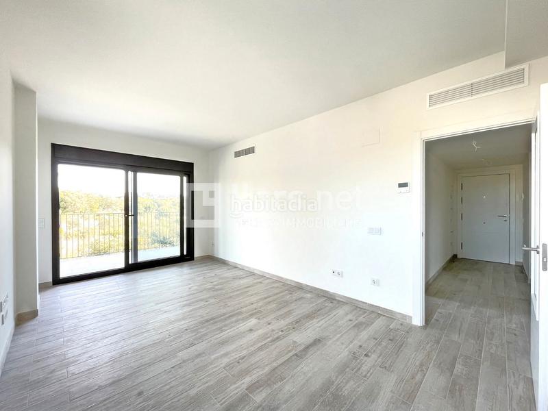 Foto 247615b1-5c8b-4714-8b53-6ecb30cc92bf. Rent flat with heating parking pool in Masia Nova-Solicrup Vilanova i la Geltrú