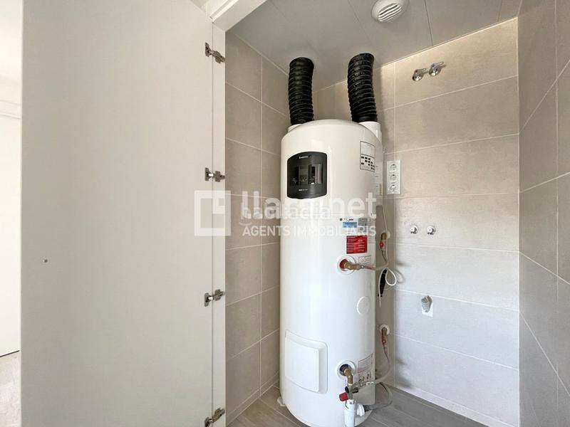 Foto 774bc568-0f54-4f2b-9165-99f597541f43. Rent flat with heating parking pool in Masia Nova-Solicrup Vilanova i la Geltrú