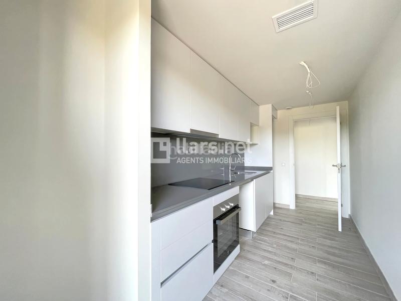 Foto e26f3a70-c5b9-4cb4-9a84-050ffce22805. Rent flat with heating parking pool in Masia Nova-Solicrup Vilanova i la Geltrú