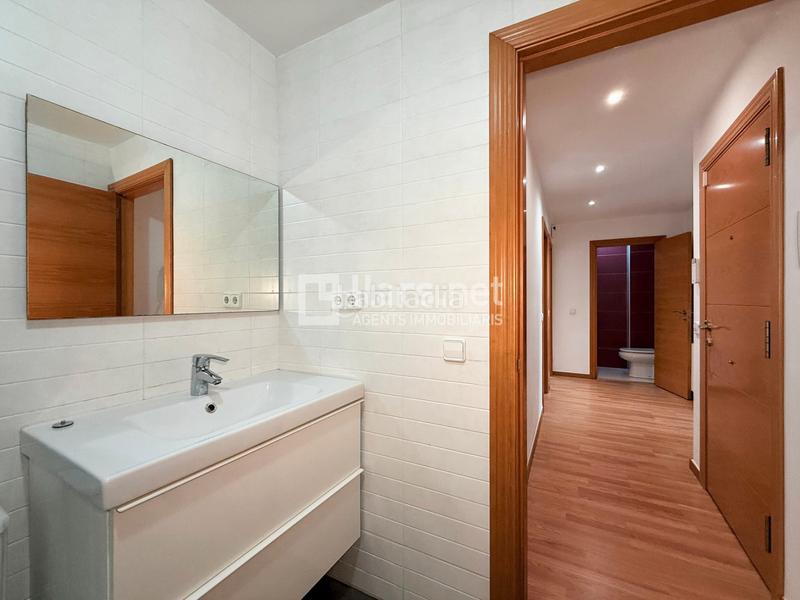 Foto d7fc116d-9ba1-40b7-a3bc-2325a7d75322. Appartamento in carrer d'andalusia 19 in Les Roquetes Sant Pere de Ribes