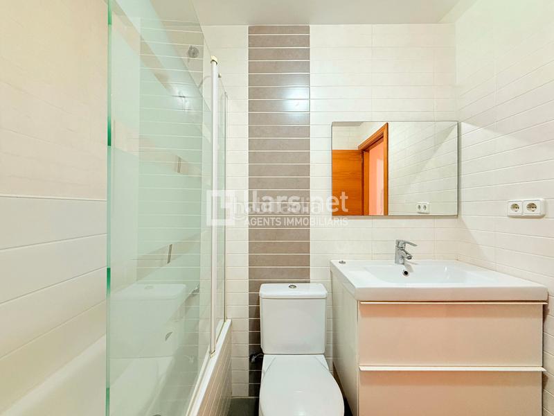 Foto 39a9115d-babe-4c8f-9b89-97fcc5afabc3. Appartement dans carrer d'andalusia 19 dans Les Roquetes Sant Pere de Ribes