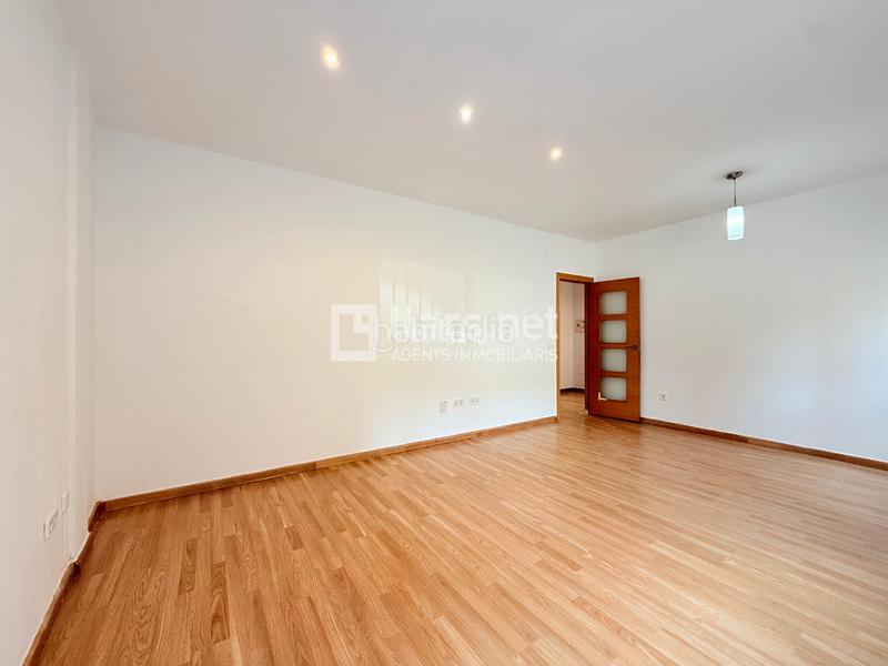 Foto 45f0952e-83c3-489f-aa12-56676799ee89. Appartement dans carrer d'andalusia 19 dans Les Roquetes Sant Pere de Ribes