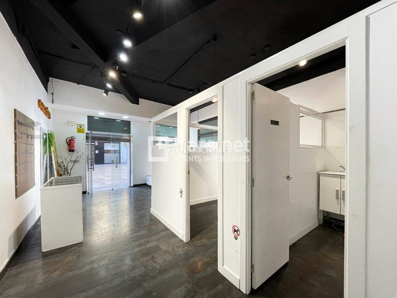 Foto 0fd462a6-a0e3-464d-b396-05611d0b6197. Rent business premise in Centrevila Vilanova i la Geltrú