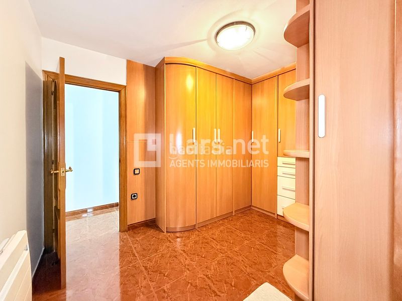 Foto b5bd3a7c-3711-4cac-aa03-1ca09233f206. Piso ampli pis de 126 m² amb 4 habitacions i ascensor a la geltrú en Vilanova i la Geltrú