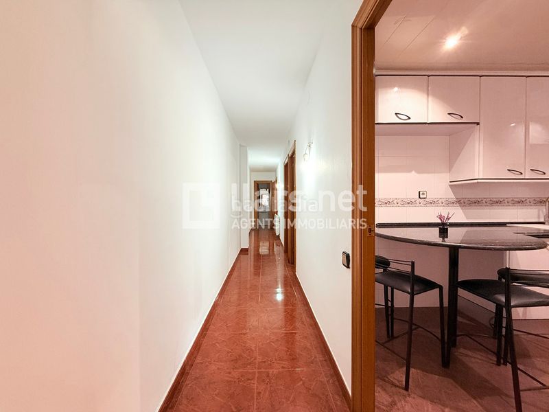 Foto facc021e-2a3e-4ecc-9320-26e167ddcabe. Piso ampli pis de 126 m² amb 4 habitacions i ascensor a la geltrú en Vilanova i la Geltrú