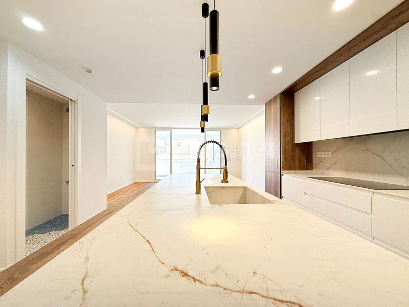 Foto ddbe654c-af67-45d7-b16e-8f9ac70aa8c0. Piso pis a estrenar de 131 m² amb terrassa i 3 habitacions dobles al centre de vilanova en Vilanova i la Geltrú