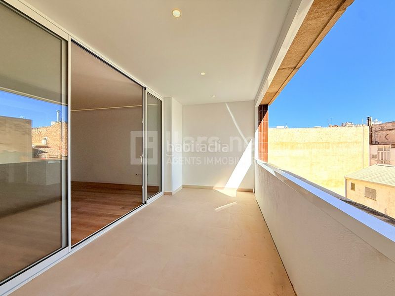Foto eb878143-e062-44b1-ba96-b4cb3f28d303. Piso pis a estrenar de 131 m² amb terrassa i 3 habitacions dobles al centre de vilanova en Vilanova i la Geltrú