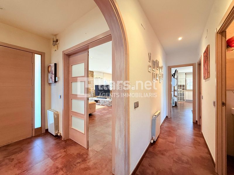 Foto 8f73027b-2446-4d11-a911-020341f0c0ae. Casa amb xemeneia calefacció aparcament piscina a Cunit