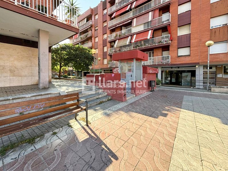 Foto 45a5d6e0-d7d6-41e8-9cff-c8055236480d. Parking coche garatge en venda en centre en Centrevila Vilanova i la Geltrú