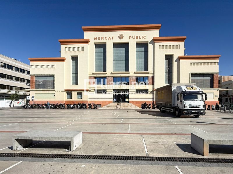 Foto 063ba1c5-095d-4f33-b764-bffd2dca0e5c. Local comercial parada de carnisseria al mercat del centre en Vilanova i la Geltrú