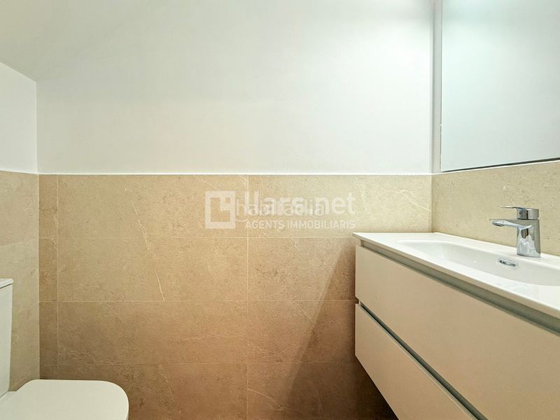 Foto ab1a911d-457c-4307-9b58-9770d2f5fc62. Casa  de 150 m² amb 4 habitacions i terrassa de 30 m² al centre de vilanova en Vilanova i la Geltrú