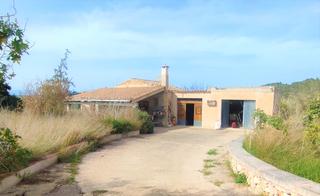 Mas à Montuïri. Finca rústica con casa de campo de 159 m2 con pozo de agua