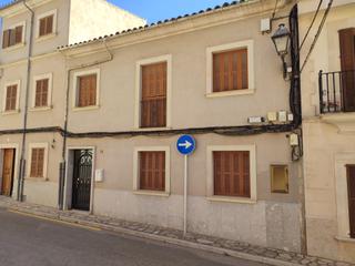 Maison  Carrer de baix. Casa céntrica de 395 m2 con garaje y terrazas