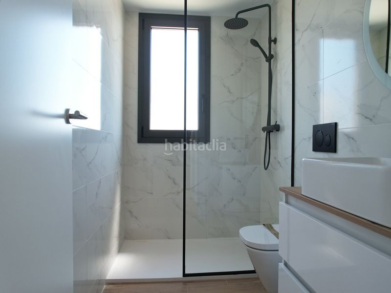 Foto 038b69ee-c89d-4bc1-8c01-8ba61695b52f. Chalet in carrer nemesi solà 73 in Sant Pere Pescador