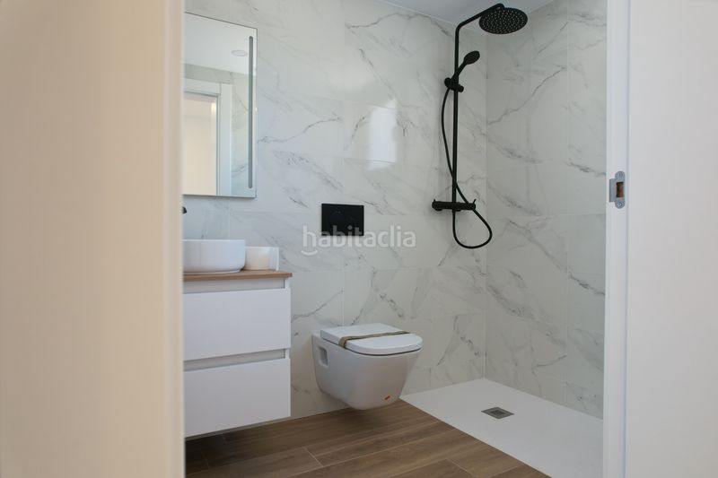 Foto 89608b69-cb3d-4d5d-bdff-5ea59985e93b. Chalet in carrer nemesi solà 73 in Sant Pere Pescador
