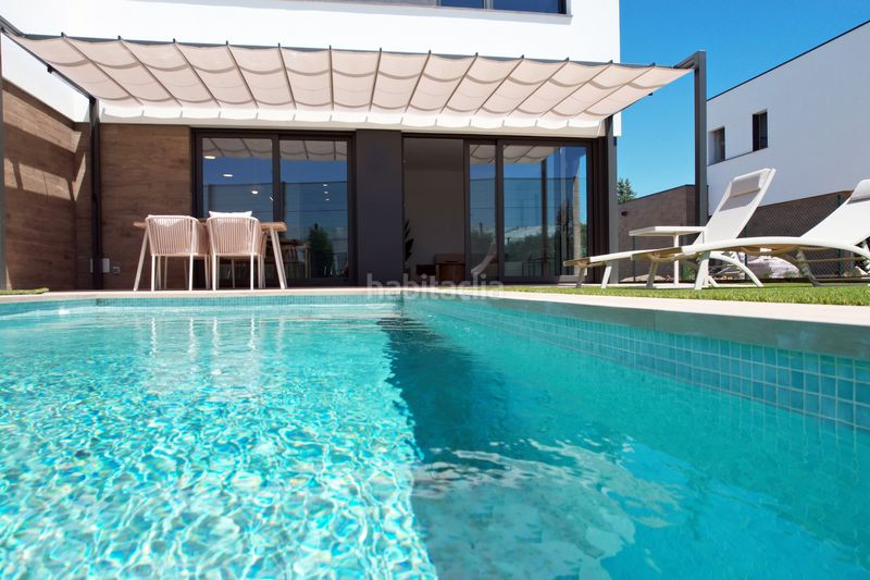 Foto d04bb8bd-7a70-4ee8-85b2-fd37b5d1b4ce. Chalet in carrer nemesi solà 73 in Sant Pere Pescador