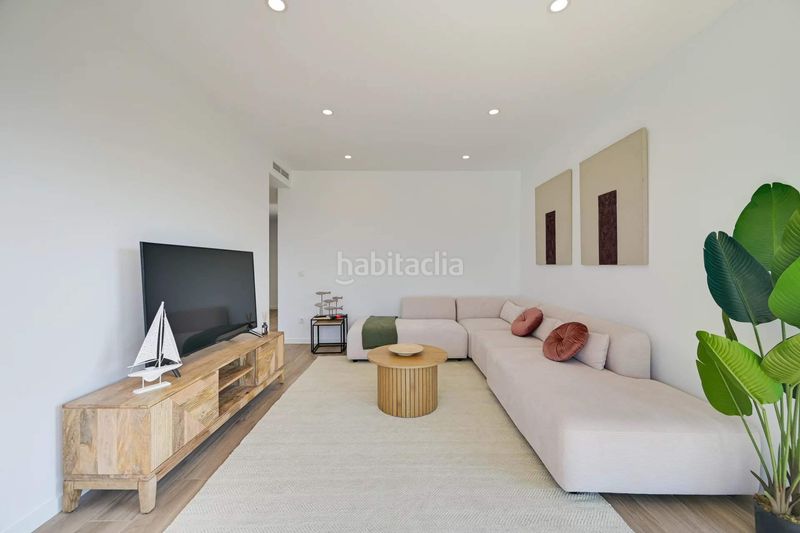 Foto f6907e1d-acd4-4185-bc09-497ddf8767f1. Chalet in carrer nemesi solà 73 in Sant Pere Pescador