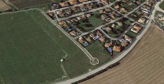 Terreny residencial a Sant Pere Pescador. Parcela residencial plana con todos los servicios a pie de calle