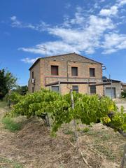 Masia a Bellcaire d´Empordà. Encantadora masía para rehabilitar