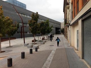 Local Comercial a Centre - Passeig i Rodalies. Local en venta y alquiler, 38 m2 útiles, zona juzgados de manres