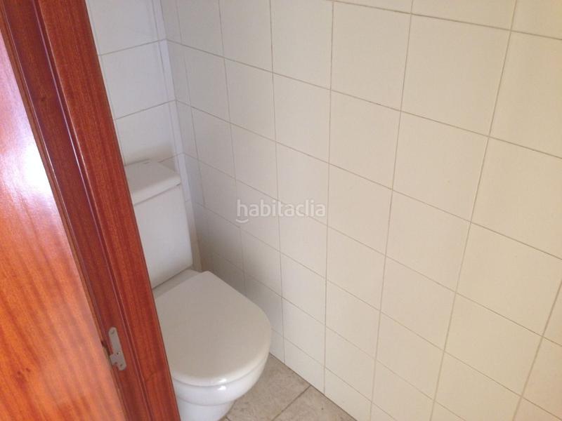 Foto e3f5dc63-3e09-4c6a-8549-6ae66e0ce0e3. Locale commerciale in bases de Manresa - carretera de santpedor Manresa