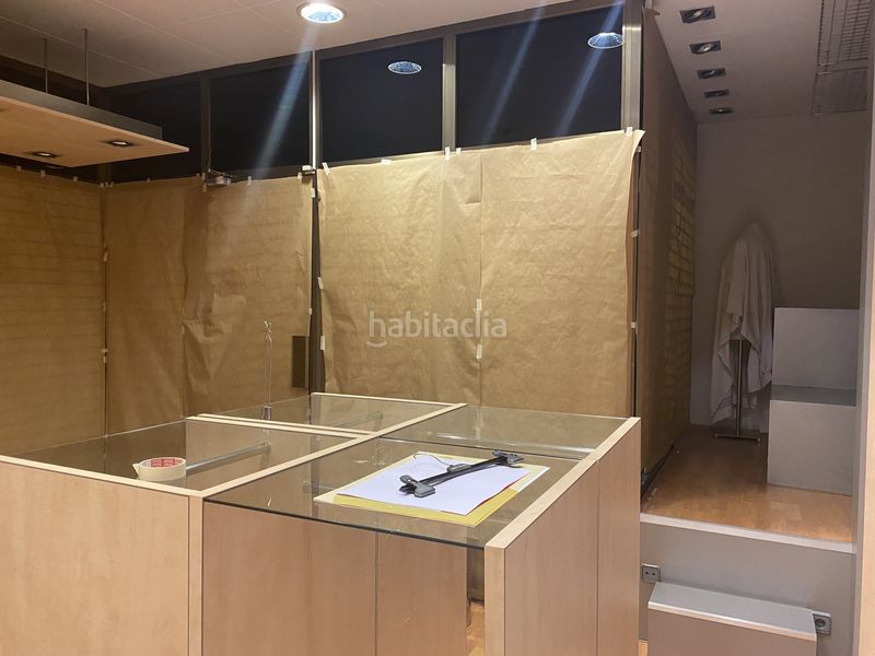 Foto 0f049db2-7e10-45a1-aba1-3f3b7ad9335d. Lloguer local comercial a Solsona