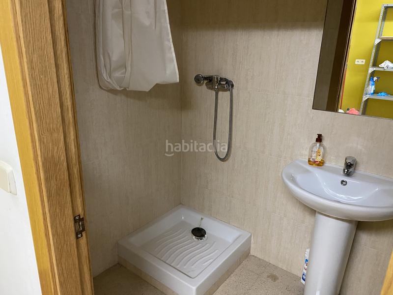 Foto 4bd92b79-fa54-4023-9df3-8a781edab18a. Lloguer local comercial amb calefacció a Solsona