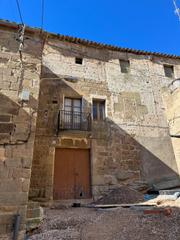 Casa  Carrer de la plaça. Casa en venta para reformar en biosca