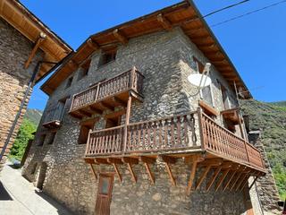 Casa  Carrer afores-argolell. Casa de pueblo en venta a les valls de valira
