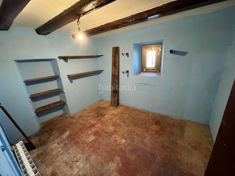 Foto 34ff7315-d939-4903-9953-0b456c8b4d65. Masia amb xemeneia calefacció aparcament a Sant Mateu de Bages