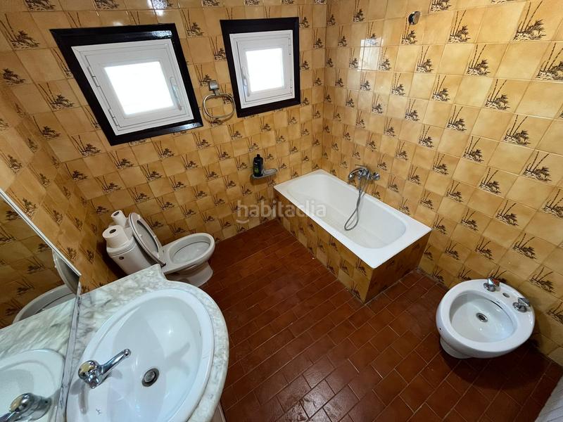 Foto 3705dd07-1684-4546-9c49-c2b9c784b292. Masia amb xemeneia calefacció aparcament a Sant Mateu de Bages