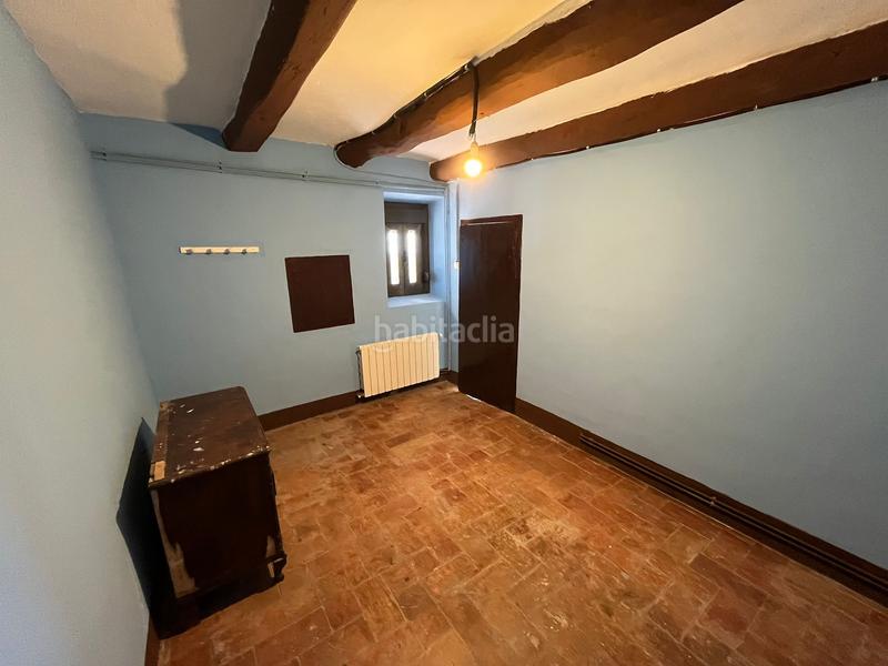 Foto 7d935d31-209f-4a34-ba6e-c1a3b23cffff. Masia amb xemeneia calefacció aparcament a Sant Mateu de Bages